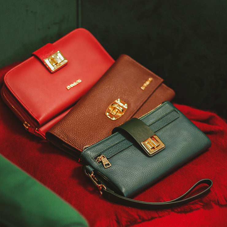 Wallets & Wristlets