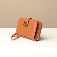 Side view of Svana Wallet by Danilos in premium leather