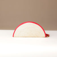 Clutch Agnes Junco ROT with red leather details, back view