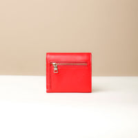 Back view of red Danilo’s compact Anahí Wallet with card slots