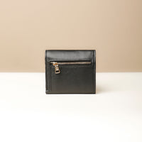 Back view of black Danilo’s compact Anahí Wallet with card slots