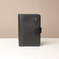 Globetrotters Document Holder black with silver hardware, front view
