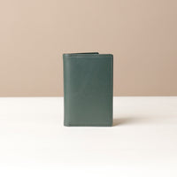 Closed Green Card Wallet Kimberly in premium leather