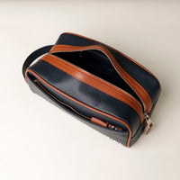 Emmiliano Toiletry Bag Pebble