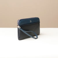 Lavanda leather pouch with included card holder