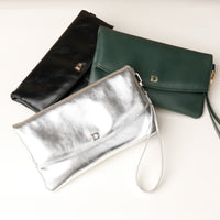 Karelia Clutch