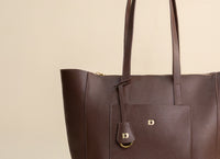 Emma Bag in Corrugated Brown, close-up of leather texture
