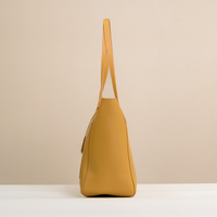 Emma Bag in Mostaza, alternate side view