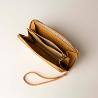 Carlota Wallet