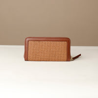 Brown NatureHold Wallet handcrafted raffia and leather wallet by Danilo’s