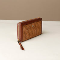 Side view of brown NatureHold Wallet handcrafted raffia and leather wallet by Danilo’s