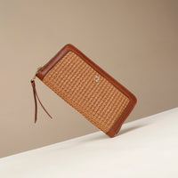 NatureHold Wallet handcrafted raffia and leather wallet by Danilo’s